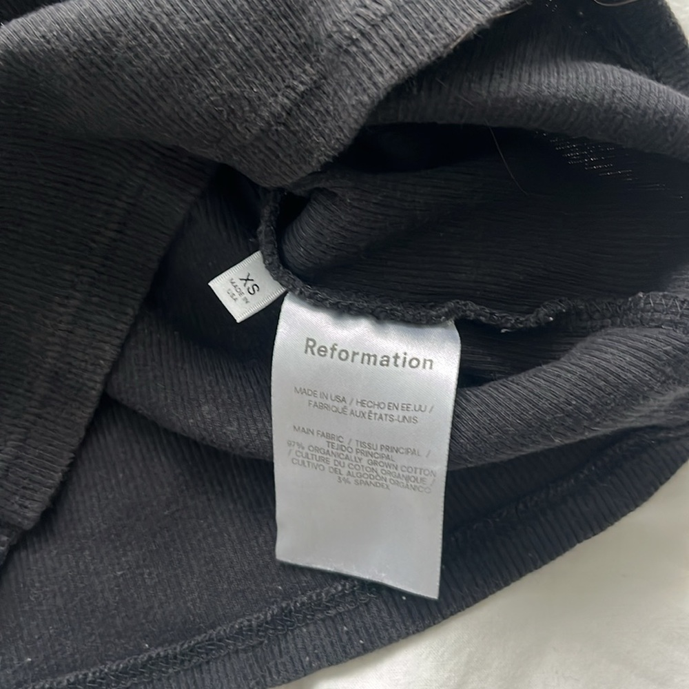 Reformation Black Cropped Ribbed Baby Tee - Picture 5 of 5